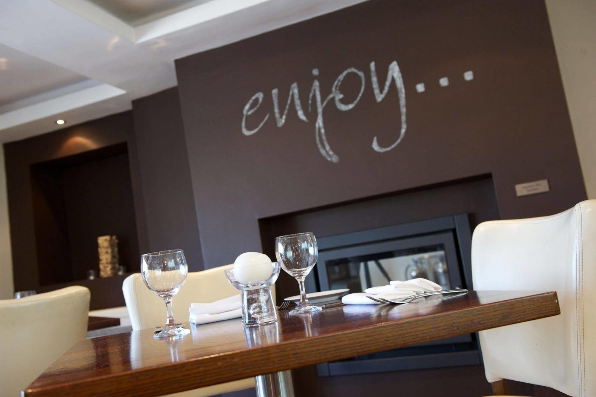 Clough Manor Hotel Denshaw Bagian luar foto